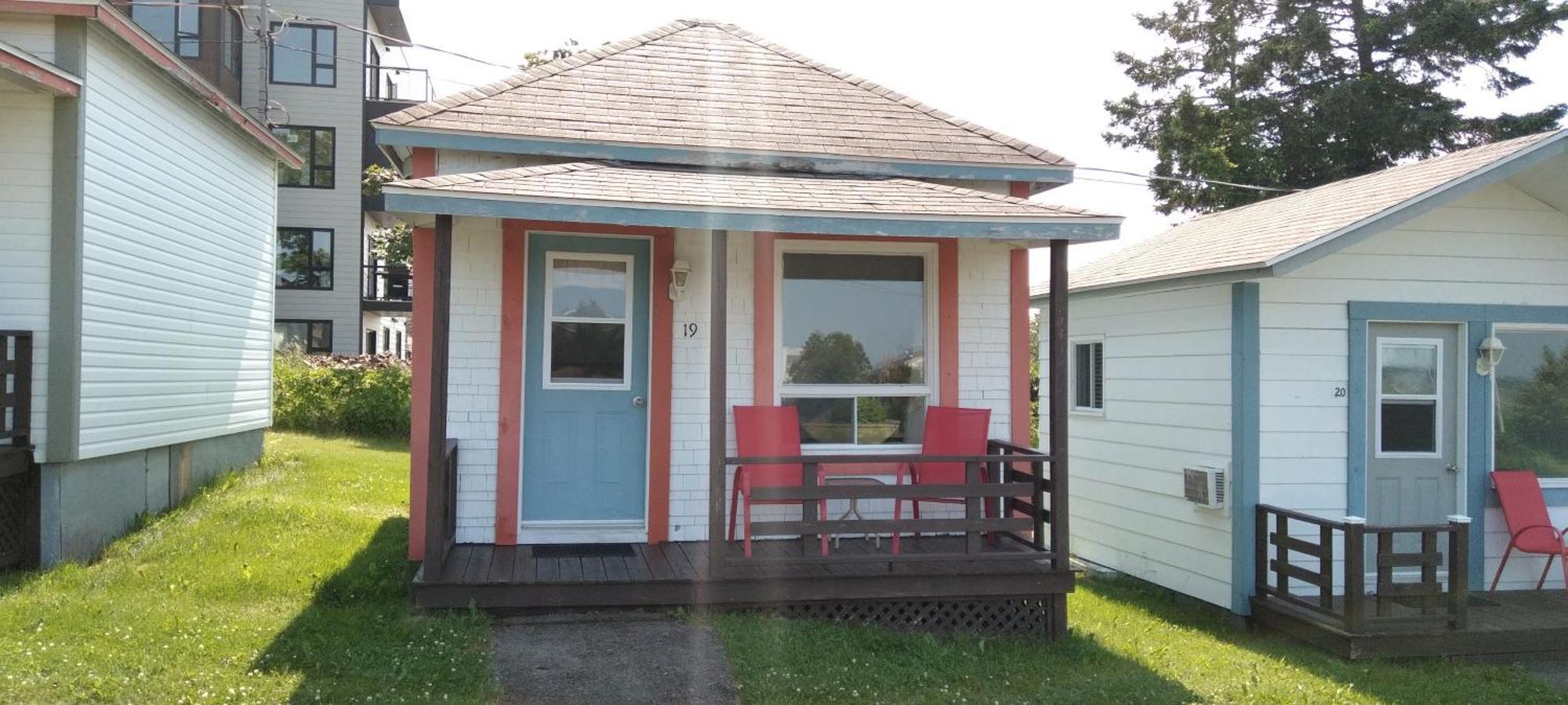 Motel Au Fleuve D'Argent Rivière-du-Loup Esterno foto