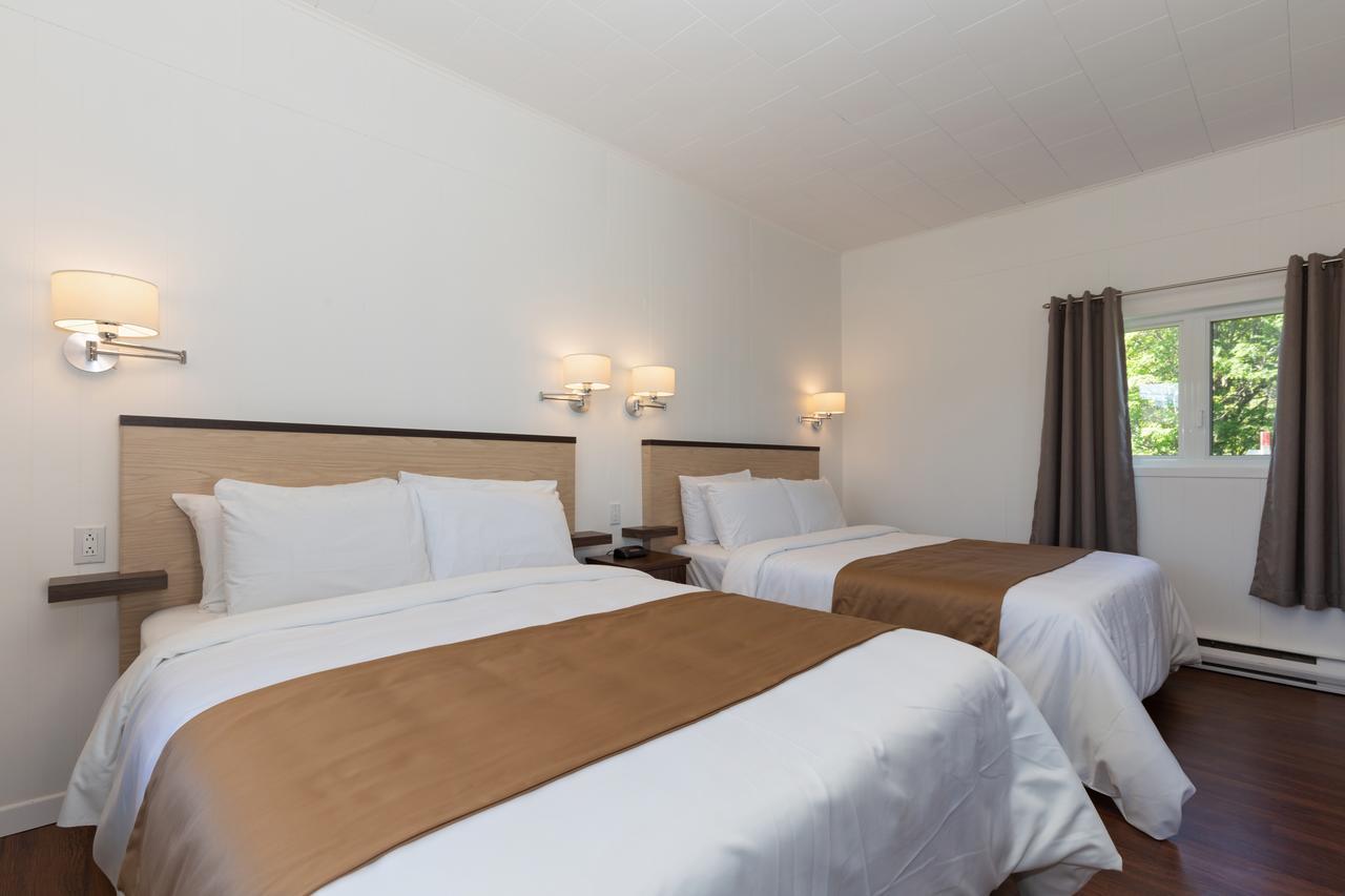 Motel Au Fleuve D'Argent Rivière-du-Loup Esterno foto